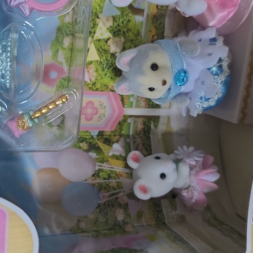 Calico Critters Royal Princess Set, Rare-Hard To Find, New, With Accessories - Picture 7 of 12